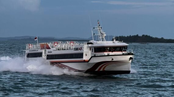 Dcamel ALX Fast Ferry from Bali to Gili Islands – Launch Promo & Special Ticket Price!