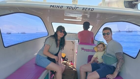 Morning Island Hopping: A French Family’s Private Speedboat Adventure from Teluk Nare to Gili Air with Baby in Tow
