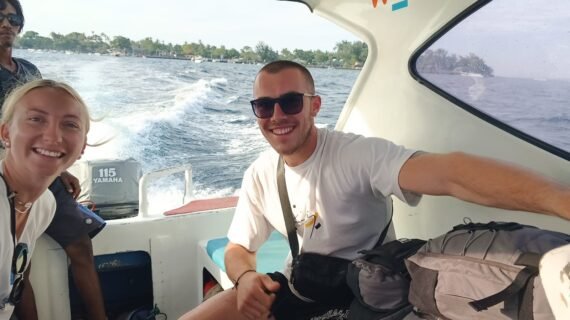 Sunset Speedboat Escape: Our Relaxing Late Afternoon Ride from Gili Air to Teluk Nare and Smooth Transfer to Kuta’s Mama Pizza