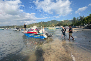 Chasing Waterfalls and Island Vibes: A Relaxing Private Speedboat Ride from Teluk Nare to Gili Air for the Walters Family