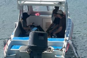 Canadian Adventurers’ Midday Escape: Private Speedboat Ride from Teluk Nare to Gili Trawangan After Rinjani Hike