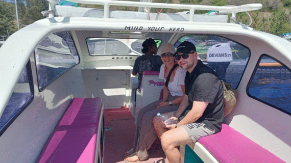 Morning Escape from Teluk Nare to Gili Air: Carina & Martin’s Private Speedboat Adventure with Friendly Service and Smooth Sailing