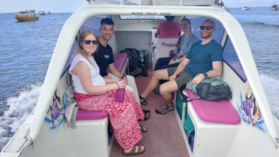 From Lombok Airport to Gili Air: William’s Smooth Midday Ride and Speedboat Adventure with Friends and Luggage in Tow