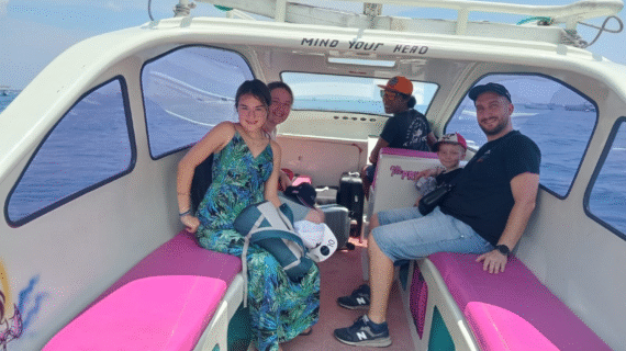 French Family’s Midday Adventure: Private Speedboat Ride from Teluk Nare to Gili Meno with Manta Ray Sightings