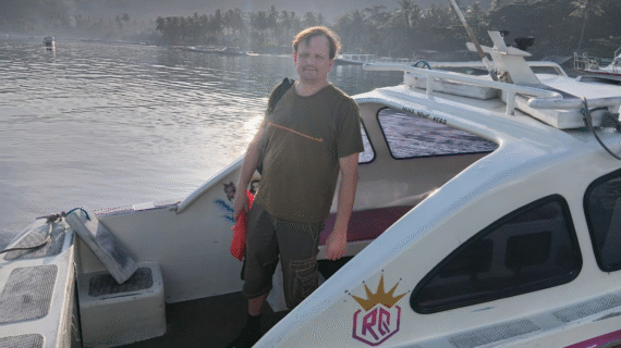 Early Morning Escape: My Effortless Private Ride from Gili Air Harbour to Lombok Airport for a Stress-Free Flight Home