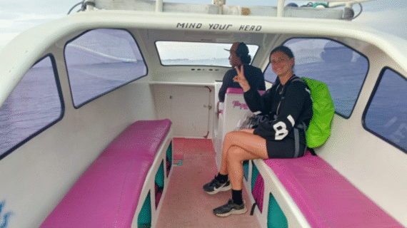Maeva’s Sunset Voyage: My Private Speedboat Ride from Bangsal to Gili Trawangan for an Effortless Island Arrival