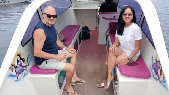 Morning Island Hopping: Sri & Samuel’s Private Speedboat Adventure from Teluk Nare to Pearl of Trawangan