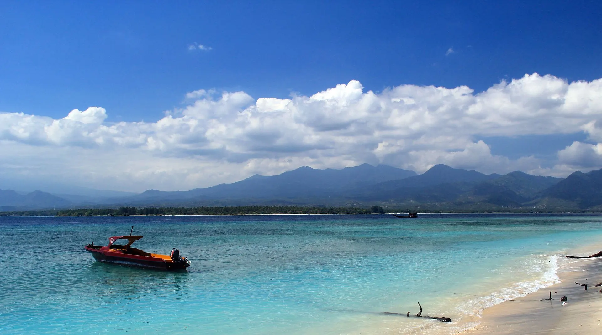 Eastern coast of Gili Air looking across to Lombok island