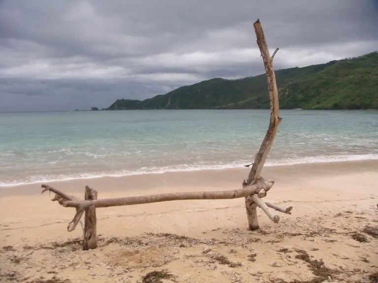 Nearby Kuta Mandalika coast for Seger day trips
